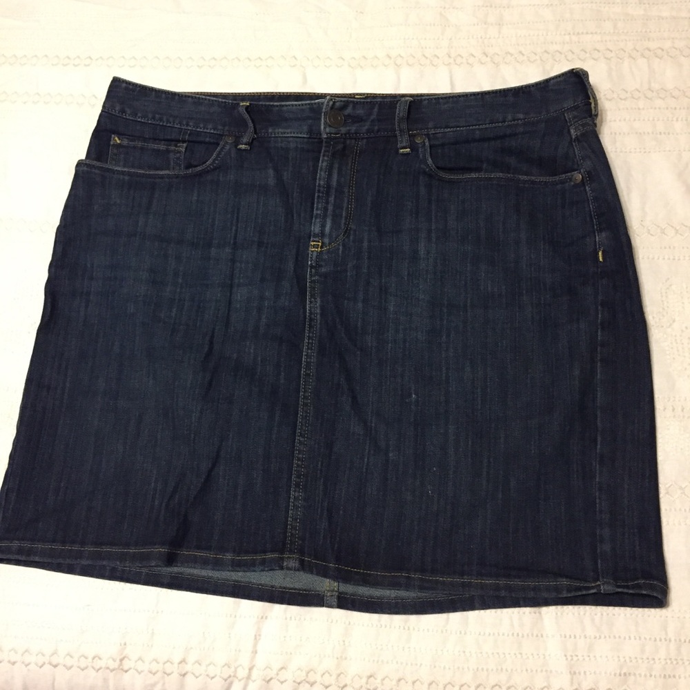 Eddie Bauer denim mini skirt